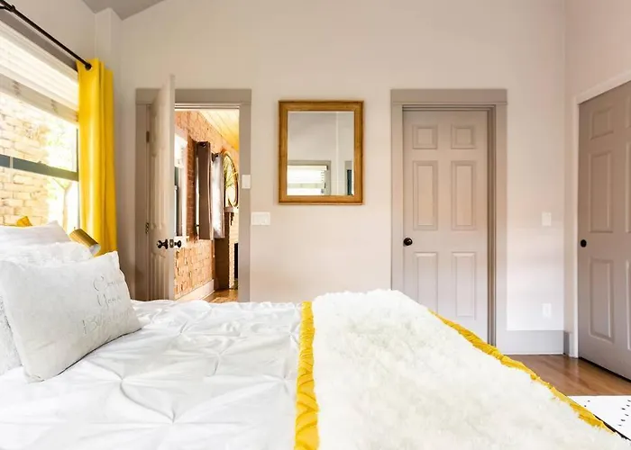 Сasa de vacaciones Happy Cactus Walkable 2br By Uofa And Parking Tucson