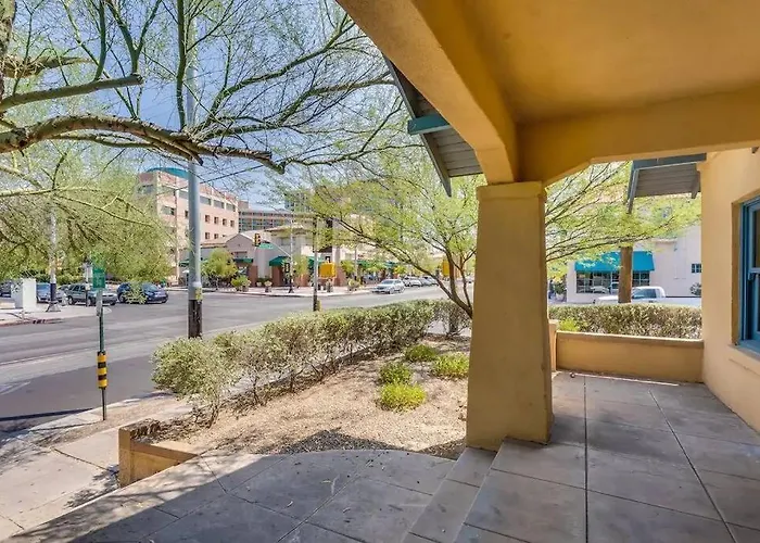 Happy Cactus Walkable 2br By Uofa And Parking Сasa de vacaciones