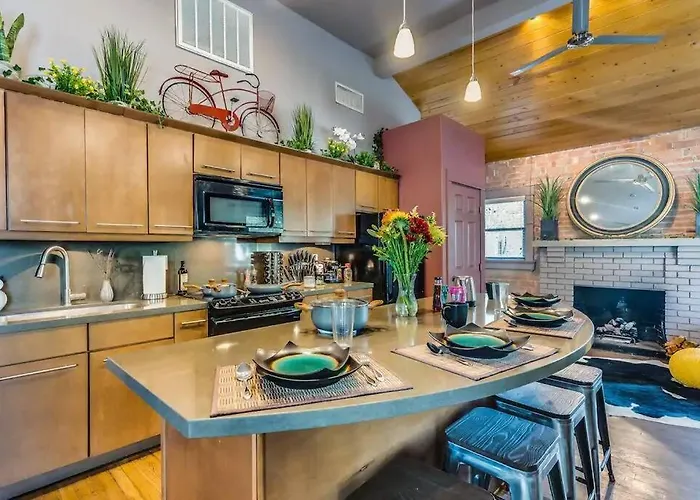 Happy Cactus Walkable 2br By Uofa And Parking Сasa de vacaciones *