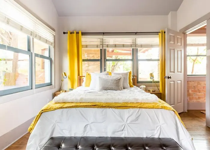 Сasa de vacaciones Happy Cactus Walkable 2br By Uofa And Parking