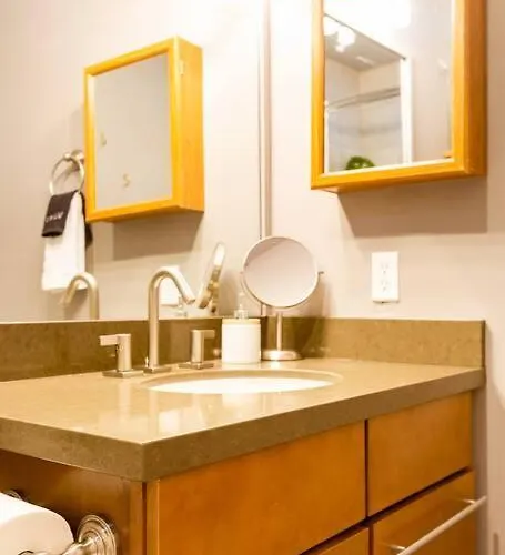 Сasa de vacaciones Happy Cactus Walkable 2br By Uofa And Parking